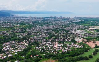 En el marco del Día Mundial del Medio Ambiente y del Día Mundial de los Océanos, SEAPAL Vallarta destacó su participación en acciones para la conservación del entorno natural y el saneamiento del agua en Puerto Vallarta.