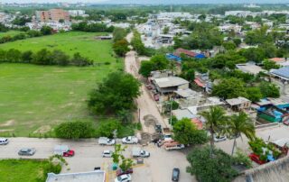 SEAPAL Vallarta trabaja intensamente en la reparación de un subcolector de aguas residuales colapsado en la Avenida 16 de Septiembre, en su cruce con Sinaloa